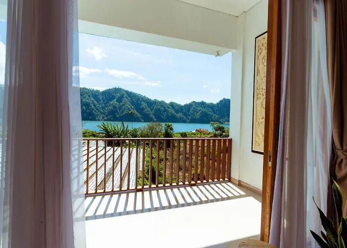 Jempana And Hot Spring Villa